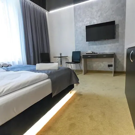 Golden Hotell 4*