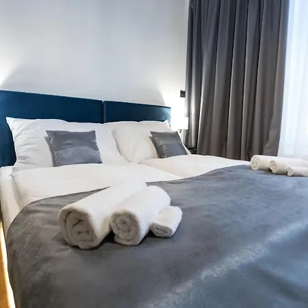 Hotel Golden 4*